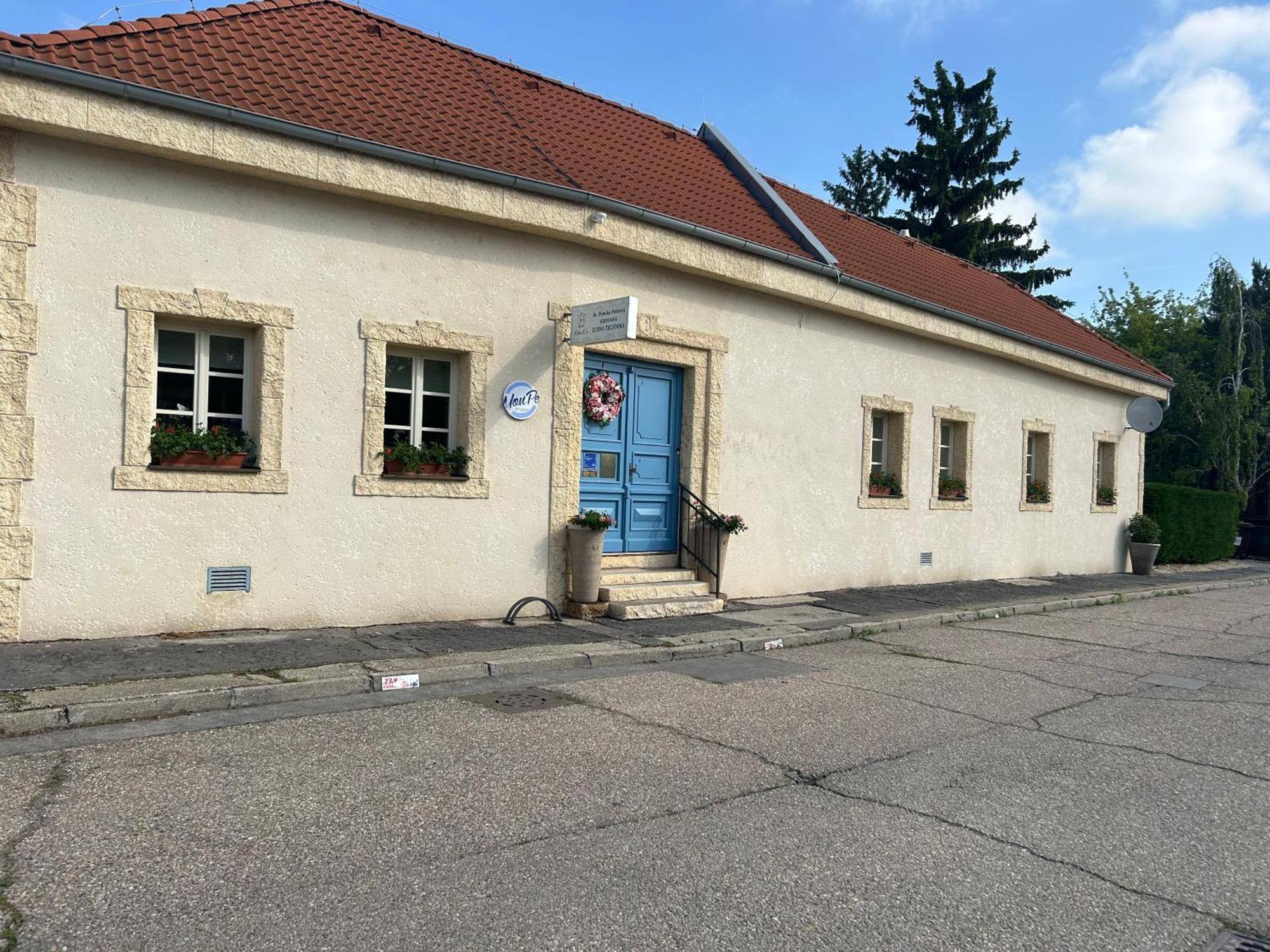 Monpe Apartmanik S Atmosferou Komárno Zewnętrze zdjęcie